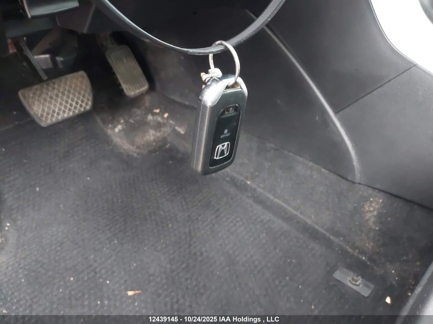 1HGCR3F83DA800519 2013 HONDA ACCORD photo no. 11
