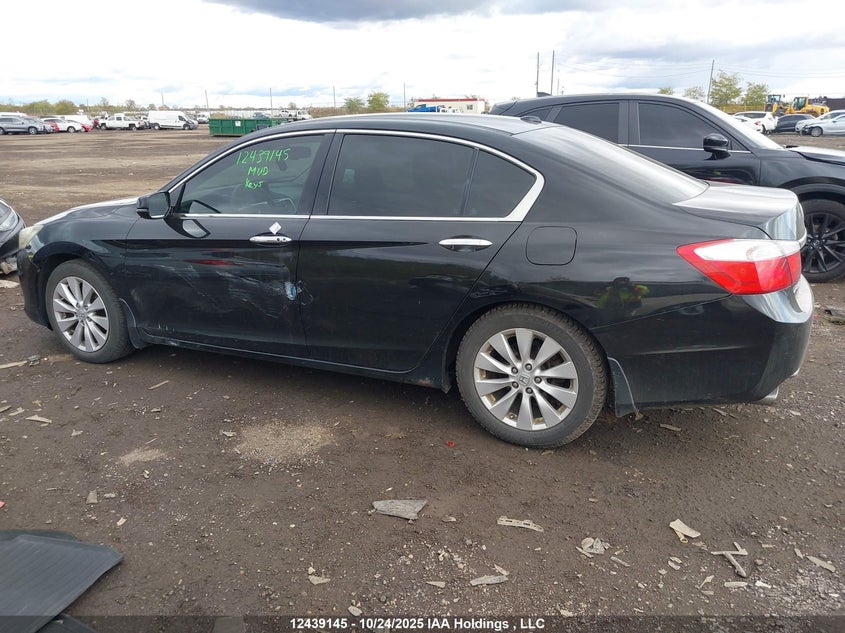 1HGCR3F83DA800519 2013 HONDA ACCORD photo no. 14