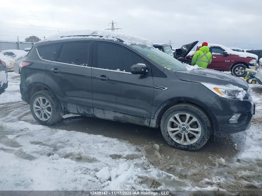 2017 Ford Escape VIN: 1FMCU9GD6HUC68937 Lot: 12439147