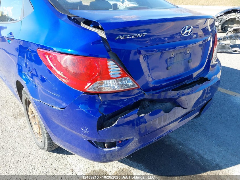 2013 Hyundai Accent VIN: KMHCT4AE9DU352915 Lot: 12439210