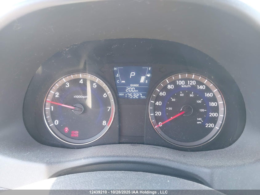 2013 Hyundai Accent VIN: KMHCT4AE9DU352915 Lot: 12439210