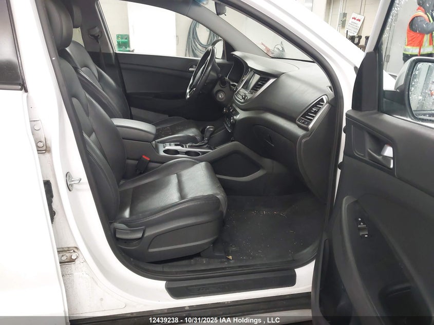 KM8J3CA43JU632897 2018 HYUNDAI TUCSON photo no. 5