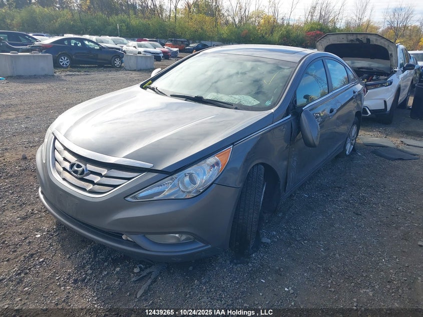 5NPEB4ACXDH729907 2013 HYUNDAI SONATA photo no. 2