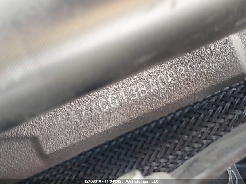 2011 Kawasaki Zx1000 G VIN: JKAZXCG13BA003954 Lot: 12439310