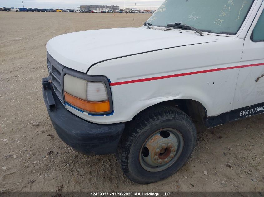 1996 Ford F350 VIN: 2FDJF37H3TCA70830 Lot: 12439337