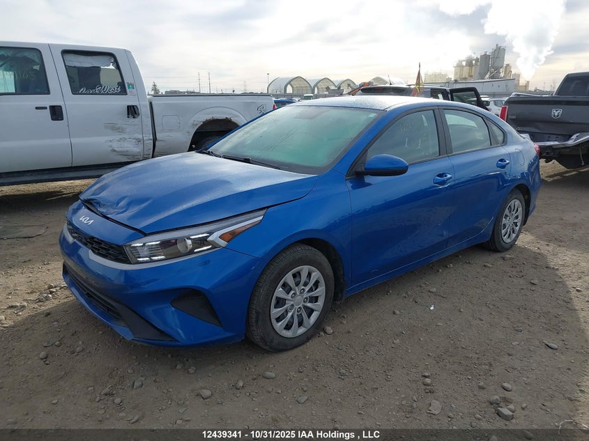 3KPF24ADXPE615976 2023 KIA FORTE photo no. 2