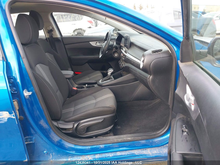 3KPF24ADXPE615976 2023 KIA FORTE photo no. 5