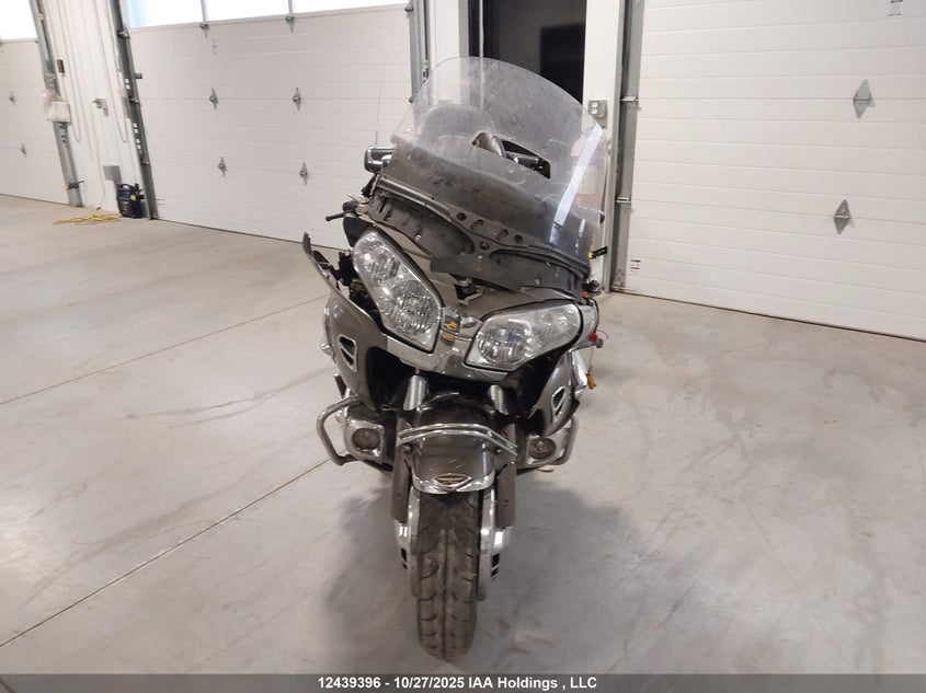 1HFSC47LX8A705133 2008 HONDA GL1800C photo no. 5