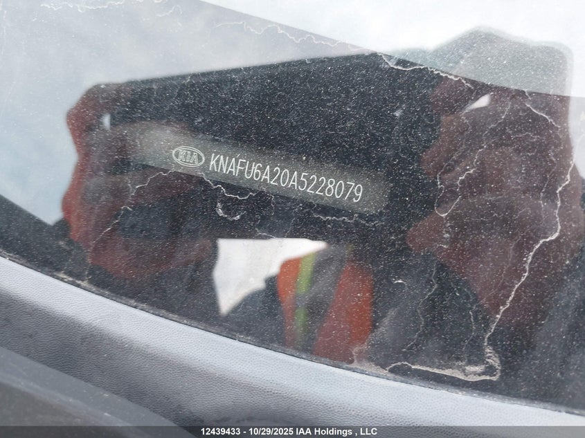 2010 Kia Forte Koup 2.0L Ex VIN: KNAFU6A20A5228079 Lot: 12439433