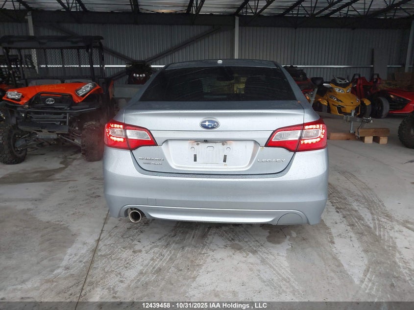2015 Subaru Legacy 2.5I Limited Package VIN: 4S3BNCL63F3049924 Lot: 12439458