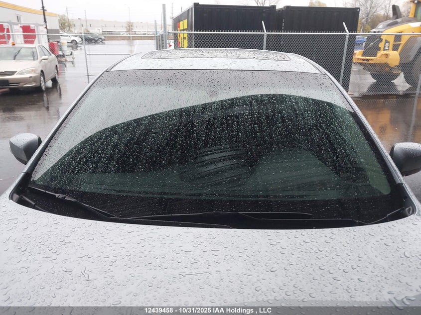 2015 Subaru Legacy 2.5I Limited Package VIN: 4S3BNCL63F3049924 Lot: 12439458