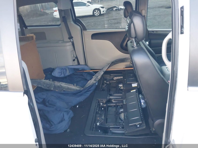 2020 Dodge Grand Caravan Crew Plus VIN: 2C4RDGDG3LR186347 Lot: 12439489