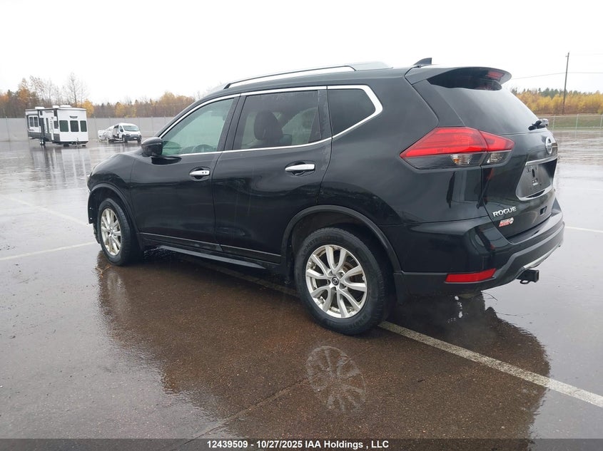 5N1AT2MV5HC786445 2017 NISSAN ROGUE photo no. 3