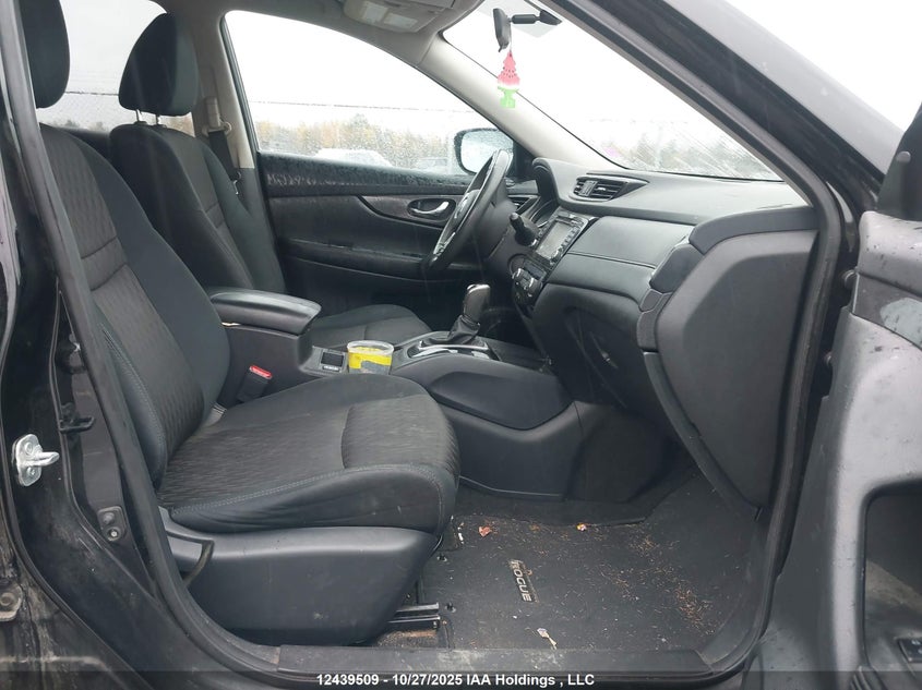 5N1AT2MV5HC786445 2017 NISSAN ROGUE photo no. 5