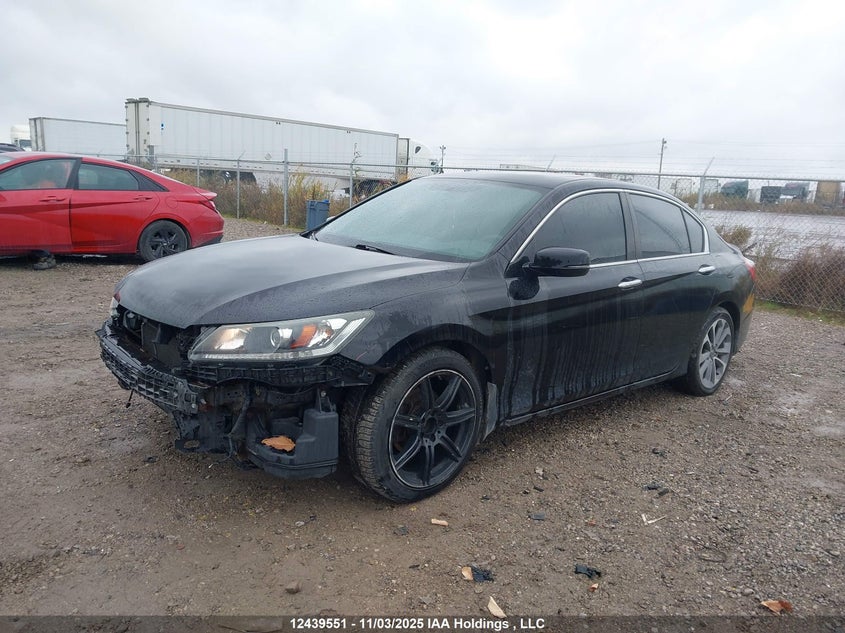 1HGCR2F59FA804433 2015 HONDA ACCORD photo no. 2