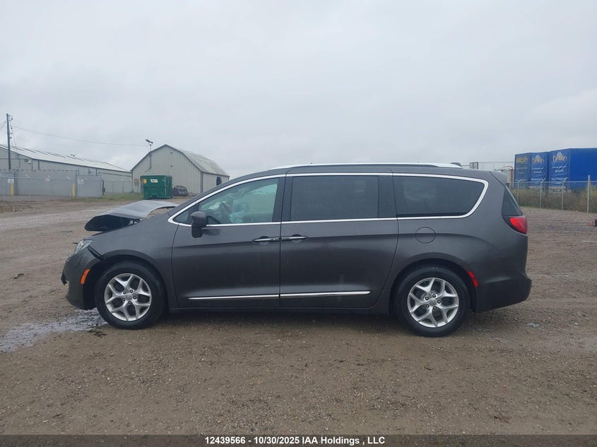 2C4RC1EG8HR694979 2017 CHRYSLER PACIFICA photo no. 14
