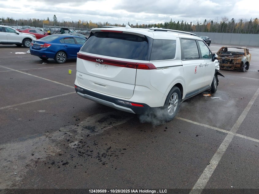 KNDNB5H35R6357471 2024 KIA CARNIVAL photo no. 4