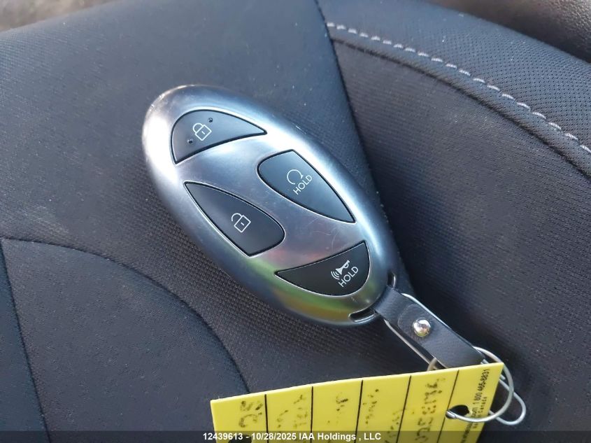 2025 Hyundai Elantra Preferred W/Tech Package VIN: KMHLM4DG7SU077827 Lot: 12439613