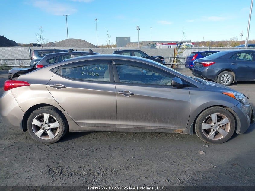 5NPDH4AE1DH178164 2013 HYUNDAI ELANTRA photo no. 13