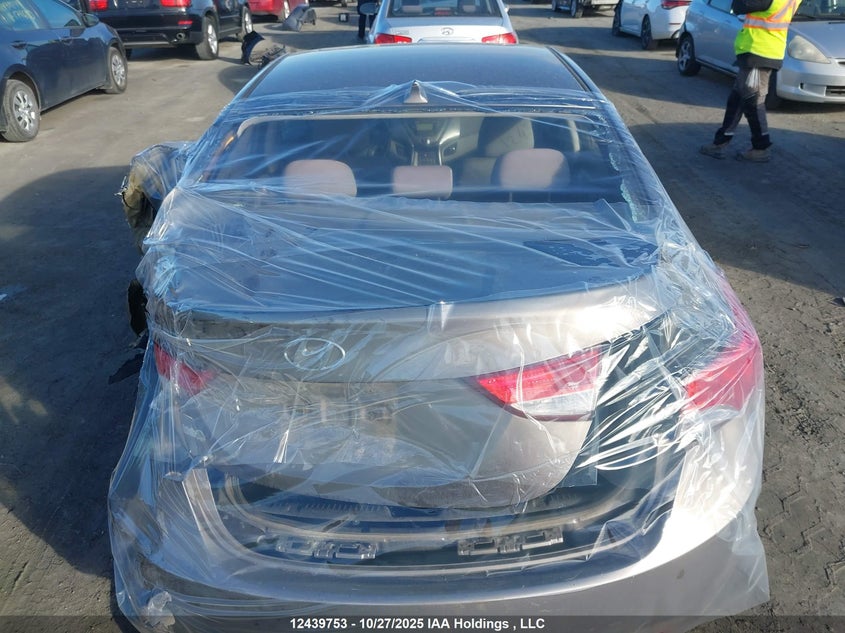 5NPDH4AE1DH178164 2013 HYUNDAI ELANTRA photo no. 22