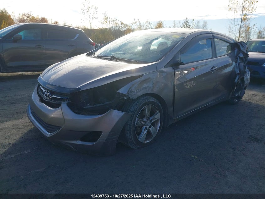 5NPDH4AE1DH178164 2013 HYUNDAI ELANTRA photo no. 2