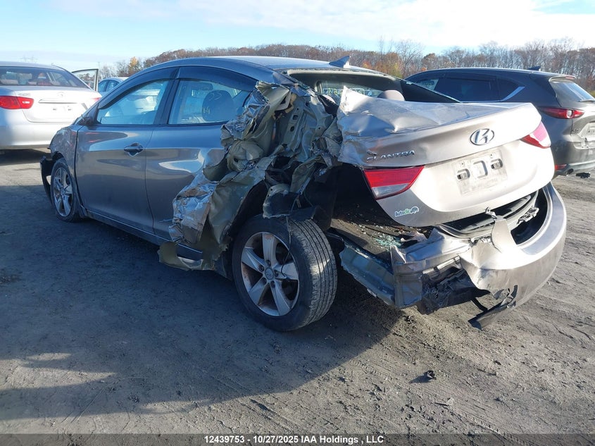 5NPDH4AE1DH178164 2013 HYUNDAI ELANTRA photo no. 3