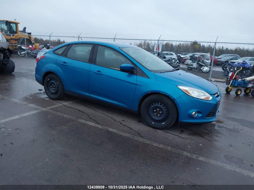 1FAHP3F2XCL350737 2012 FORD FOCUS photo no. 10