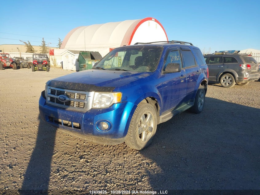 1FMCU9DG8CKA01351 2012 FORD ESCAPE photo no. 2