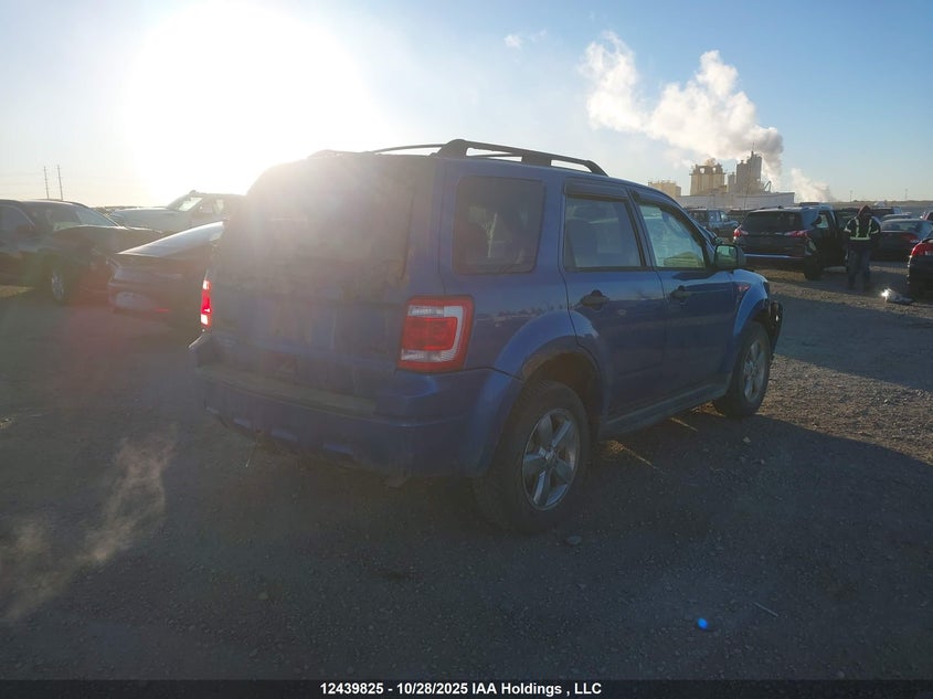 1FMCU9DG8CKA01351 2012 FORD ESCAPE photo no. 4