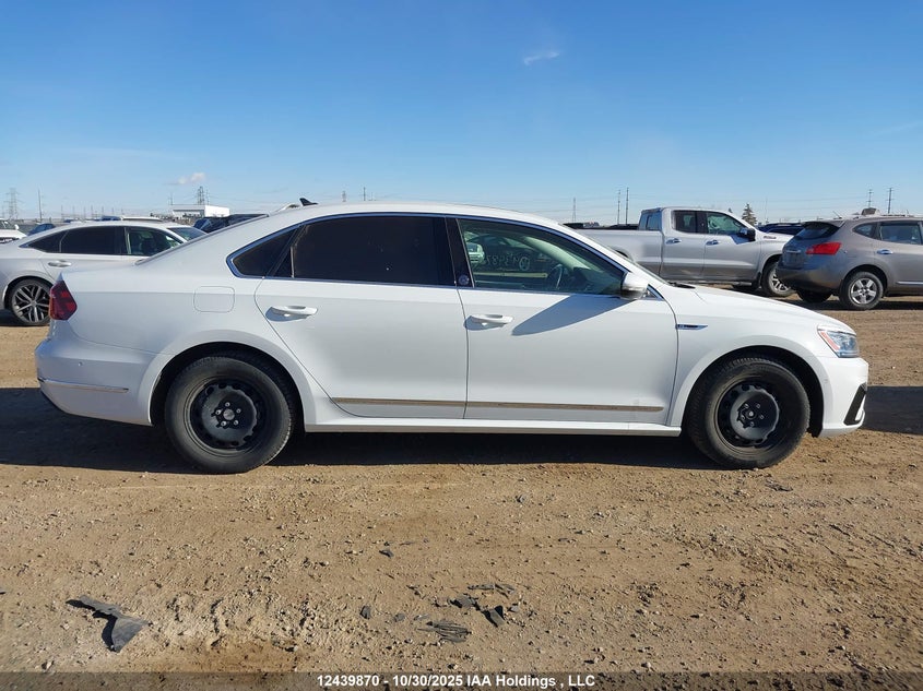 2019 Volkswagen Passat Wolfsburg Edition VIN: 1VWKA7A34KC007555 Lot: 12439870
