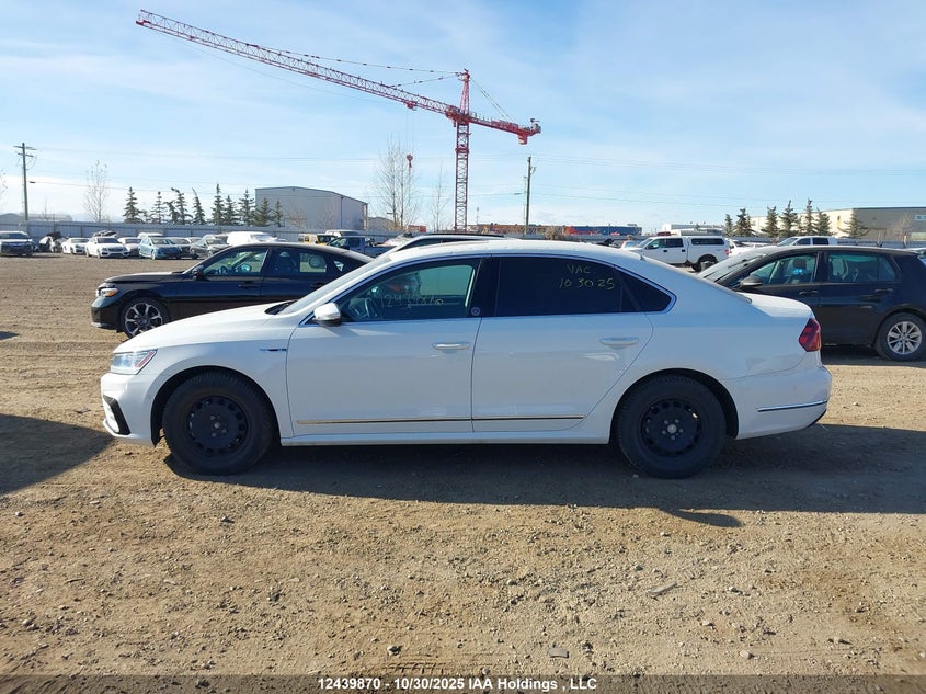 2019 Volkswagen Passat Wolfsburg Edition VIN: 1VWKA7A34KC007555 Lot: 12439870