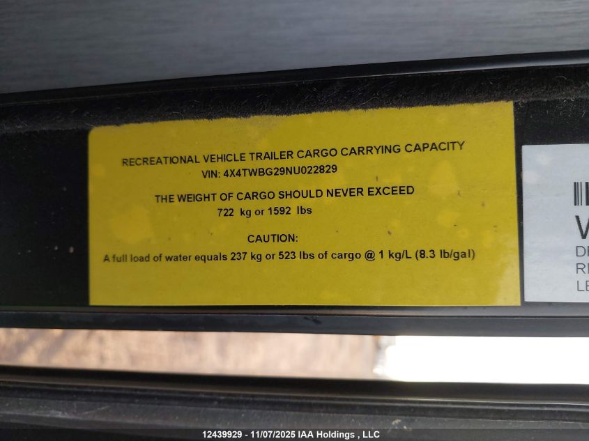 2022 Forest River VIN: 4X4TWBG29NU022829 Lot: 12439929