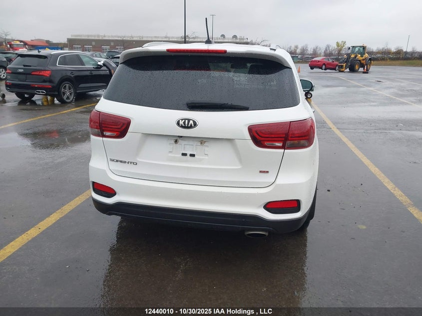 5XYPGDA36KG458049 2019 KIA SORENTO photo no. 17