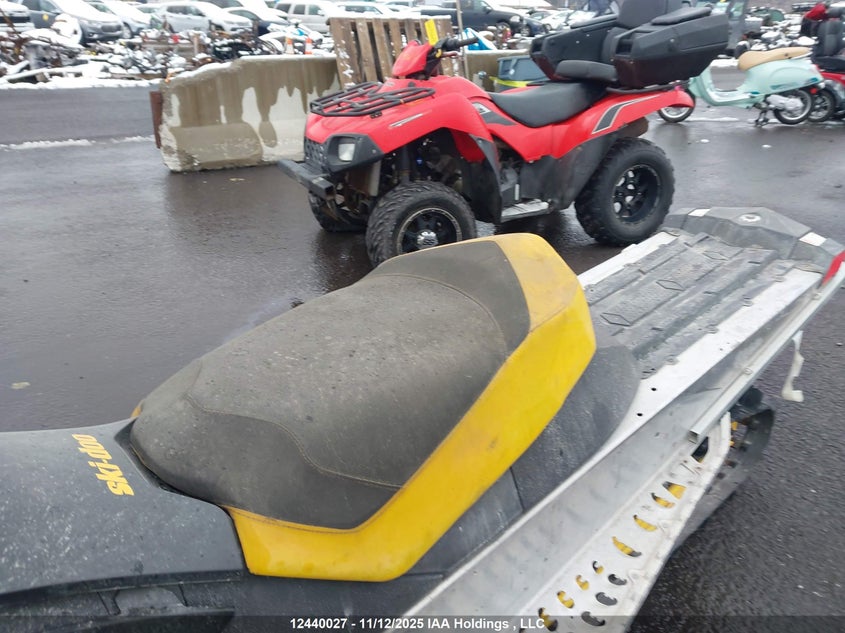 2BPSCV9A19V000009 2009   photo no. 8