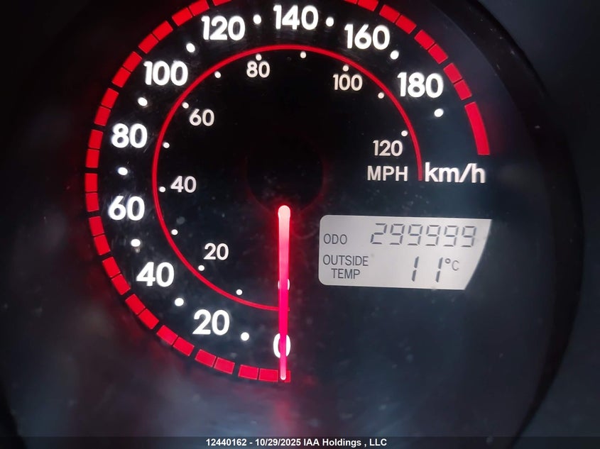 2007 Toyota Matrix Xr VIN: 2T1KR32E57C626913 Lot: 12440162