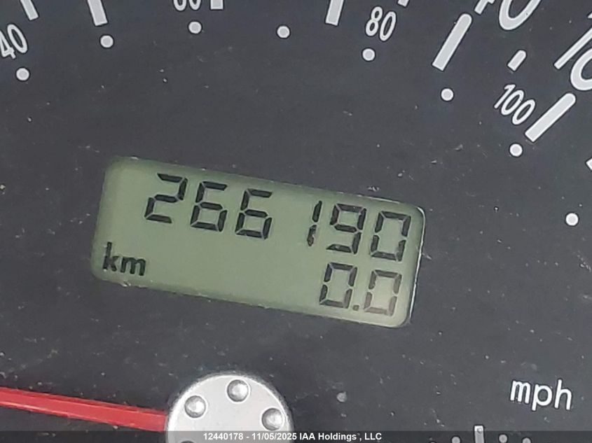 2000 Volkswagen Beetle VIN: 3VWCA21C8YM414230 Lot: 12440178