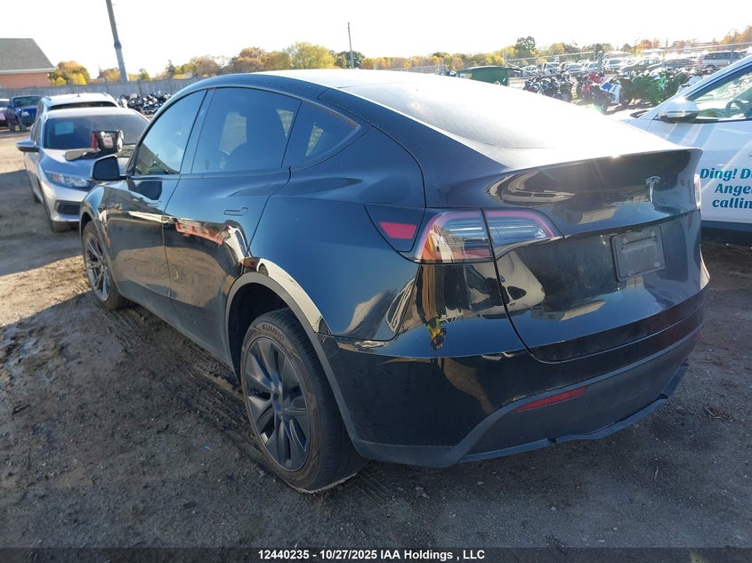 LRWYGDFDXRC672978 2024 TESLA MODEL Y photo no. 3