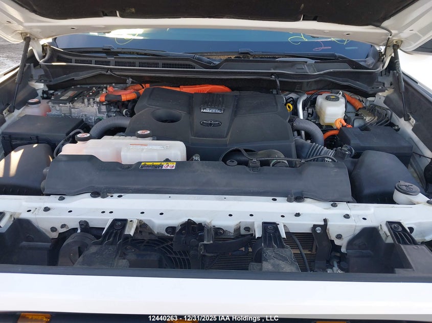 5TFPC5DB4NX004114 2022 TOYOTA TUNDRA photo no. 10