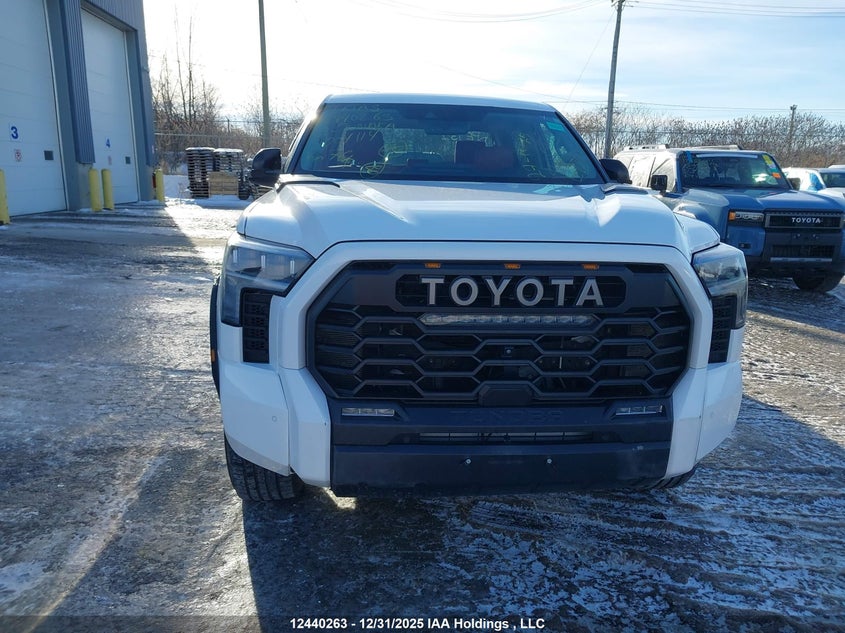 5TFPC5DB4NX004114 2022 TOYOTA TUNDRA photo no. 13