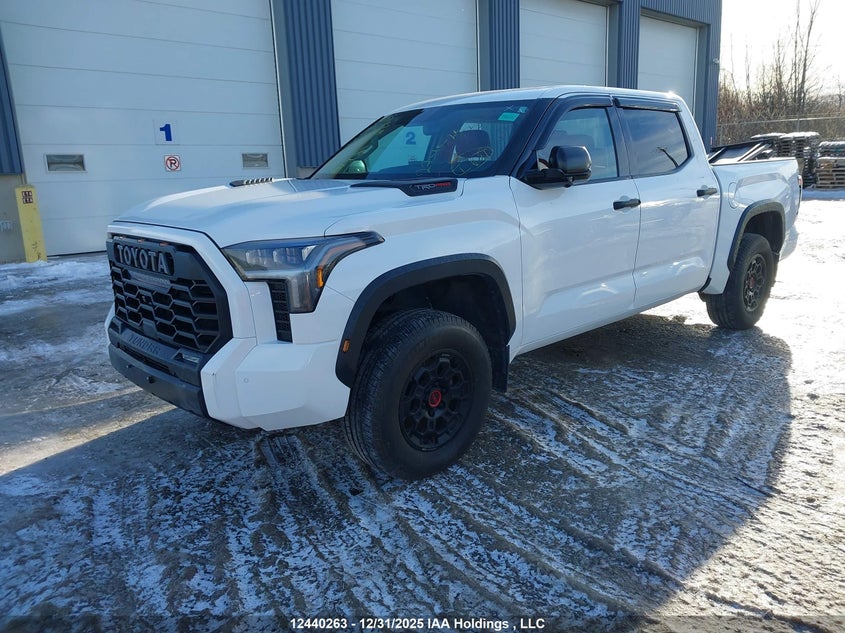 5TFPC5DB4NX004114 2022 TOYOTA TUNDRA photo no. 2