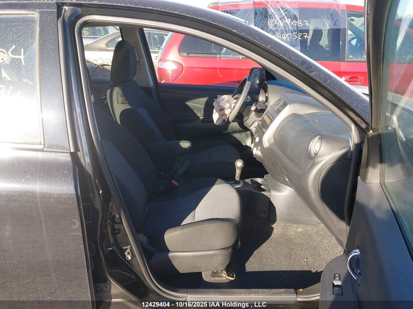 2016 Nissan Micra S/Sr/Sv VIN: 3N1CK3CP4GL250794 Lot: 12429404X