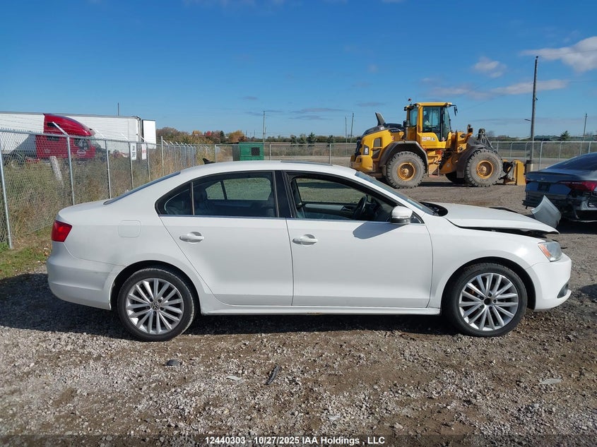 3VWLX7AJ3CM402991 2012 VOLKSWAGEN JETTA photo no. 12
