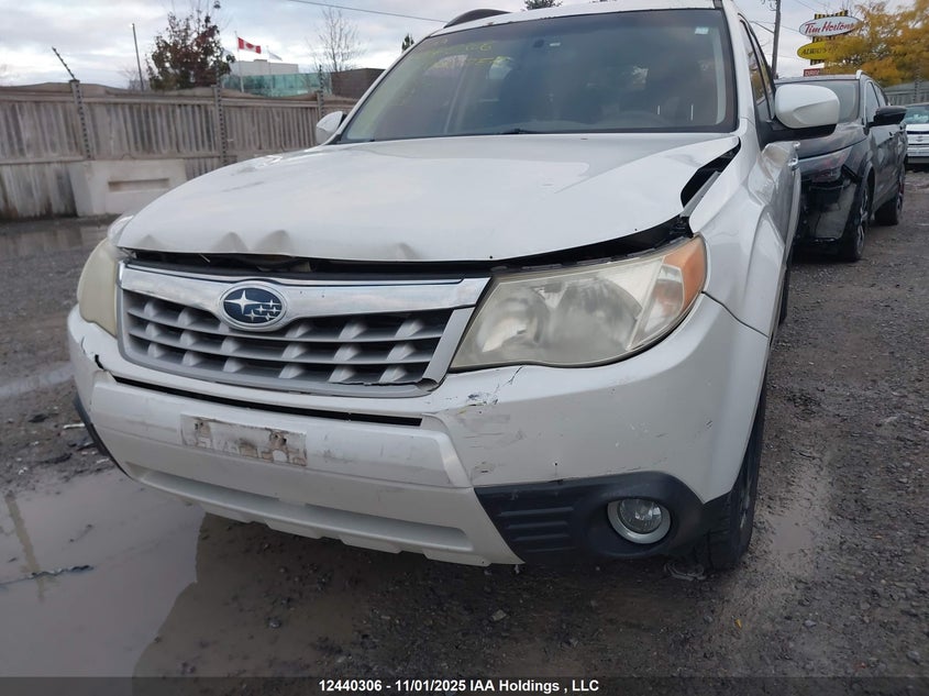 2011 Subaru Forester 2.5X Premium VIN: JF2SHCDC5BH708015 Lot: 12440306