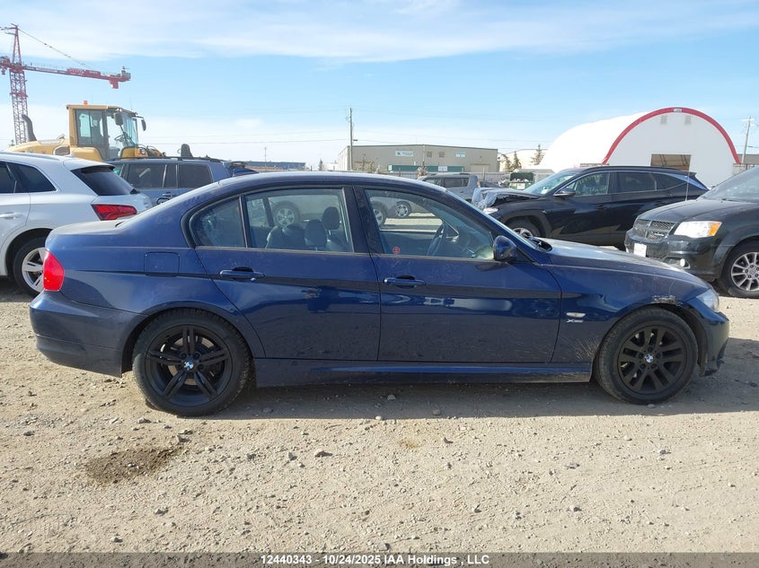 WBAPK7C50BF085170 2011 BMW 3ER photo no. 14