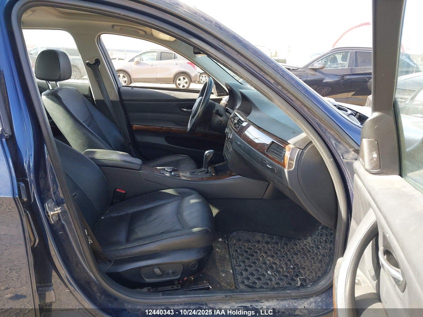 WBAPK7C50BF085170 2011 BMW 3ER photo no. 5