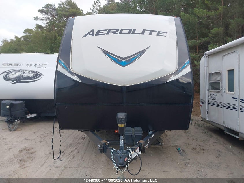 4YDT28423JP911009 2018   photo no. 12
