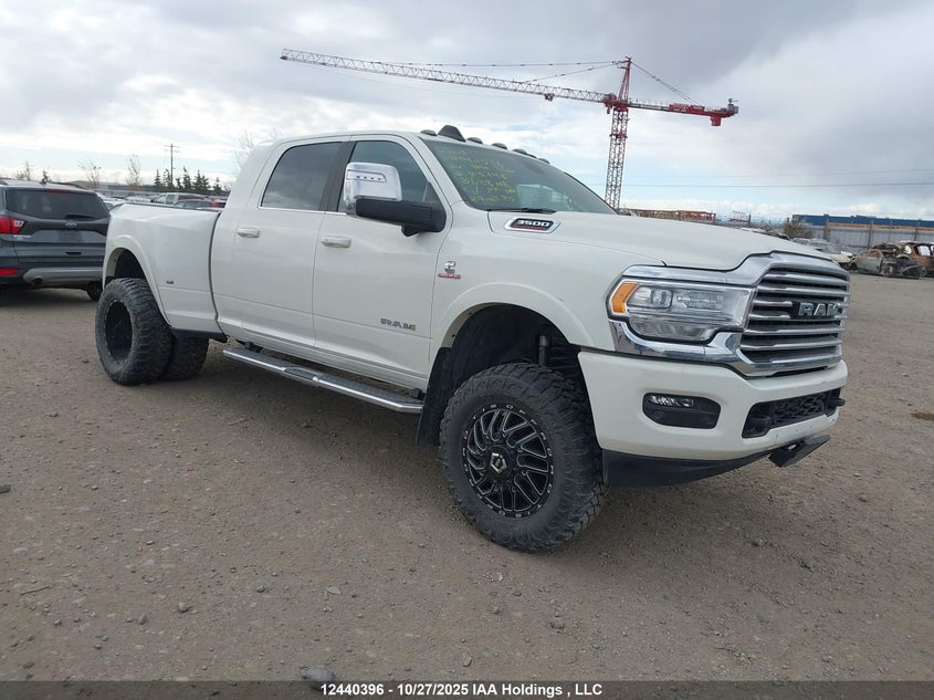 RAM 3500 LIMITED LONGHORN