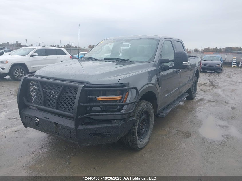 1FTFW3L51RFB20563 2024 FORD F-150 photo no. 2