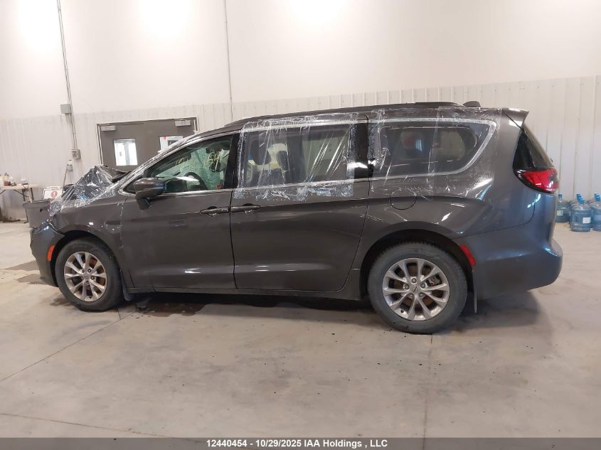 2022 Chrysler Pacifica Touring L VIN: 2C4RC3BG9NR107670 Lot: 12440454