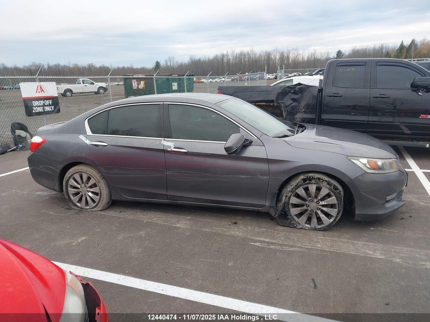 1HGCR3F89EA800770 2014 HONDA ACCORD photo no. 13